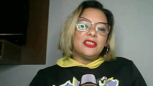 Comi Mimha Prima - Lolahistoria Tik Lolaerotico In Erotic Close-Up Scenes