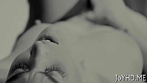 Watch This Italian Milf Get Her Ass Gaped Wide In Doggystyle?