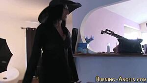 I can't get enough of toying my emo goth whore side