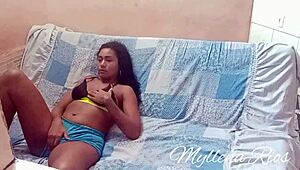 Uncle Drives Niece Crazy with Sucking and Sex on Sofa After Lunch - Leo Ogro