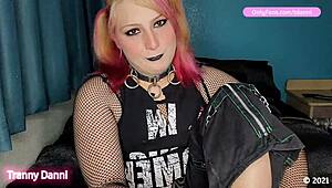 did you see that emo skater dominating with feet on tranny danni?