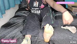 did you see that emo skater dominating with feet on tranny danni?