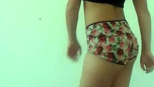 Dançando Funk 39 with Brazilian Teen Amateurs