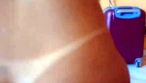 Oh wow, this latina amateur couple reaches orgasm through hardcore masturbation on the couch!