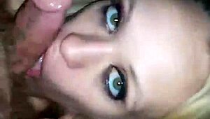 my fat ass bounces while getting dick sucked with gagging 😈