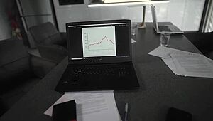 i'm yur innocent assistant candee licious wantin yur huge cock inside me