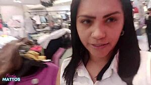 fui comprar roupas, mas acabei peladinha nos provadores, hein?