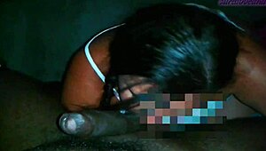 Deslizo La Tanga De Mi Madrastra Para Follar Su Gran Culo Gordo!