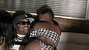 Apple Bottom Ebony Ass Teasing Black Curves