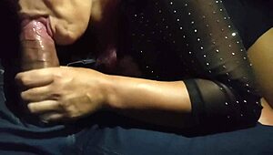 Uber driver scores big, fucks the thick ass without a condom