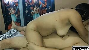 She offers her ass for moans and orgasm