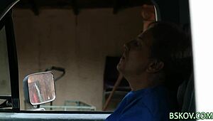 Ebony Pornstar Receives Facial Cumshot