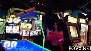 Curvy 18+ teen can't live without massive peckers