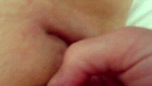 बंधी और छेड़ी - अभी चोदो, कृपया! और ज्यादा के लिए भीख मांग रही!