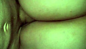 Big Booty Milf Shaking Huge Ass On Display!