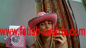 Model gets doggystyled in interracial blowjob and fucking