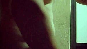 sina malvako me masturbo desnudo al salir de la ducha, feelin sexy and horny after that shower