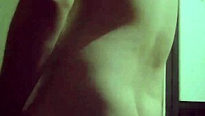 sina malvako me masturbo desnudo al salir de la ducha, feelin sexy and horny after that shower