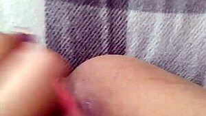 Hey, check out this teen debuting her new toy for masturbation 😏