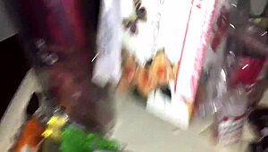 i recorded this ebony pornstar naked in the bathtub. so sexyy!