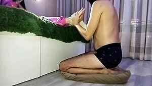 Relaxing Foot Massage Before Bedtime