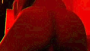 Watch this bbw latina ride that foot-long dildo with her big ass bouncing