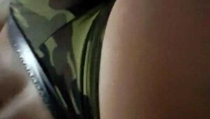 Loira fardada craving cock in her ass on insta mellomyrelly.