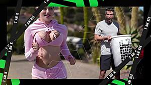 I love eating pussy with Adriana and Christie.