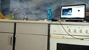 private webcam twerk in hot lingerie