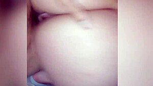 Guy gets a quick squirting session with Rico