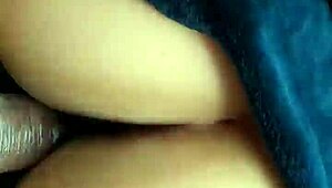 Marienela showcases her big ass