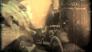 oh wow, vintage lesbians exploring hairy secrets in retro antique vibes 😍