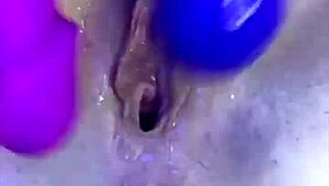 Ki-sim intensely masturbates on webcam, squirting profusely!