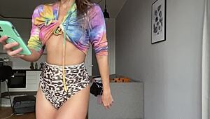 Wow! Watch sexy Melena Maria Rya dance so seductively!