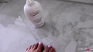 Deutsche amateurin Tight Tini shares kinky foot fetish dirty talk guide