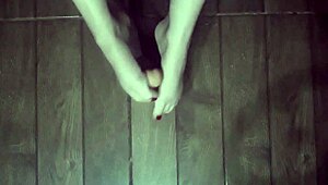 Come See My Beautiful Ass Showing Off?