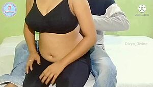 दिव्या डिवाइन, मैं तुम्हारी ज्यूसी वेट चूत से ऑब्सेस्ड हूं!