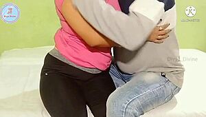 दिव्या डिवाइन, मैं तुम्हारी ज्यूसी वेट चूत से ऑब्सेस्ड हूं!