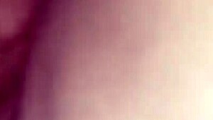 Hey, that sexy skinny teen is getting fucked hard! 😏💦