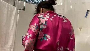 Anna Maria, your mature Latina dance in that robe is teasing me!