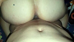 cogiendo en la cama de sus papas