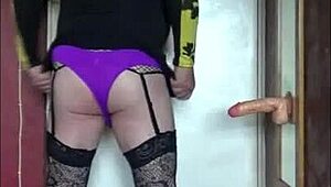 mark wright craves deep anal pleasure in bisexual encounters