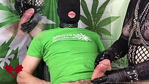 Goth milf hints at handjob with latex gloves and pump