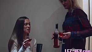 My Heart Races Seeing Alyssa Reece and Cherry Kiss Together!