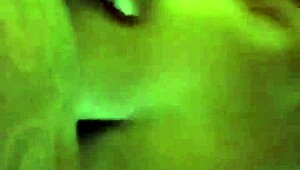 DICK DILLINGER VS BIG BOOTY MILF