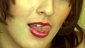 Are you ready for this horny brunette teen wife to play?