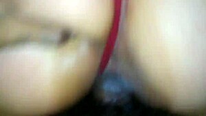 Young Mexican teen twerks hard, grinding the bed with her sexy big ass