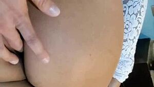 Me La Cojo Rico Y Le Meto El Dedo En El Culo With Prostitute Anal Assfucking