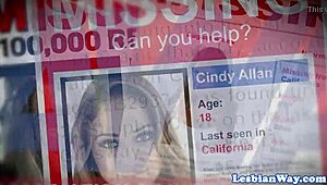 खूबसूरत लेस्बियन वैक्सेंस बालों वाली गर्लफ्रेंड्स और क्यूट बेब्स की ग्रुप मफ डाइविंग से चूतें बहका रही।