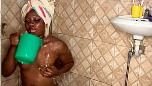 Anita's Wet Pussy Gets Fingered in the Bathroom!